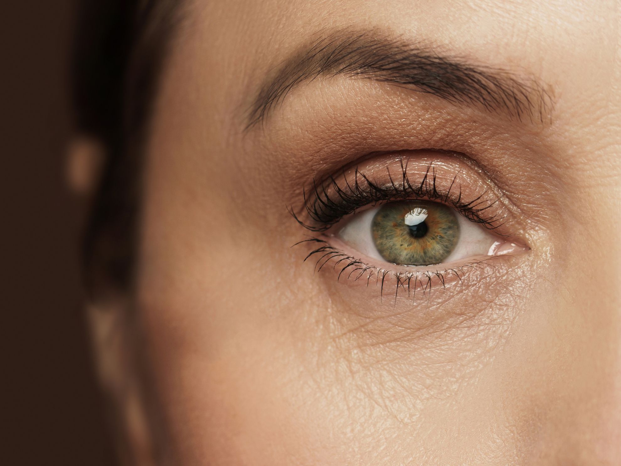 non-invasive treatments for tired eyes